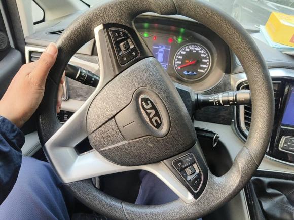 [深圳·粤L] 二手江淮瑞风瑞风M42016款 2.0L 手动豪华型