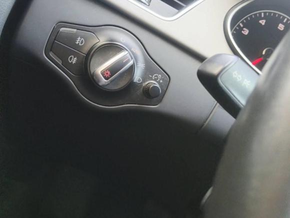 [常州·苏D] 二手奥迪奥迪A4L2015款 35 TFSI 自动标准型