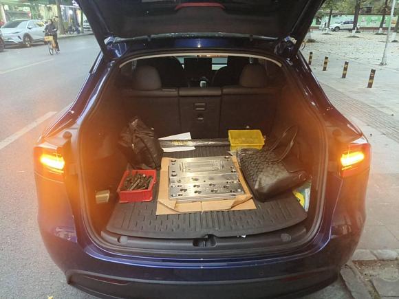 [成都·川A] 二手特斯拉Model Y2022款 改款 长续航全轮驱动版