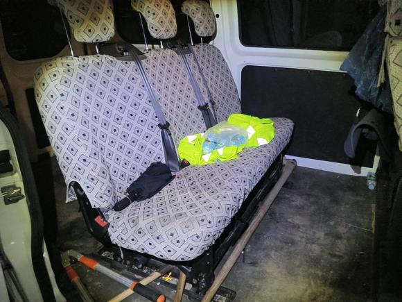 [济南·鲁A] 二手福特全顺2019款 2.0T柴油多功能商用车短轴低顶6座国VI