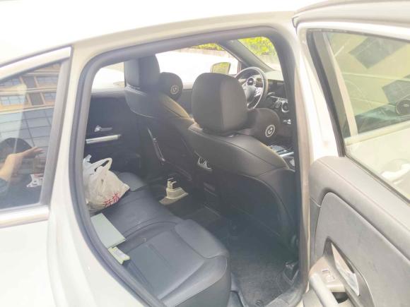 [上海·沪C] 二手奔驰奔驰GLA2022款 GLA 180