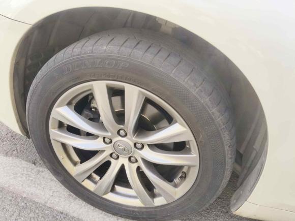 [西安·陕U] 二手英菲尼迪英菲尼迪Q702017款 Q70L 2.5L 精英版