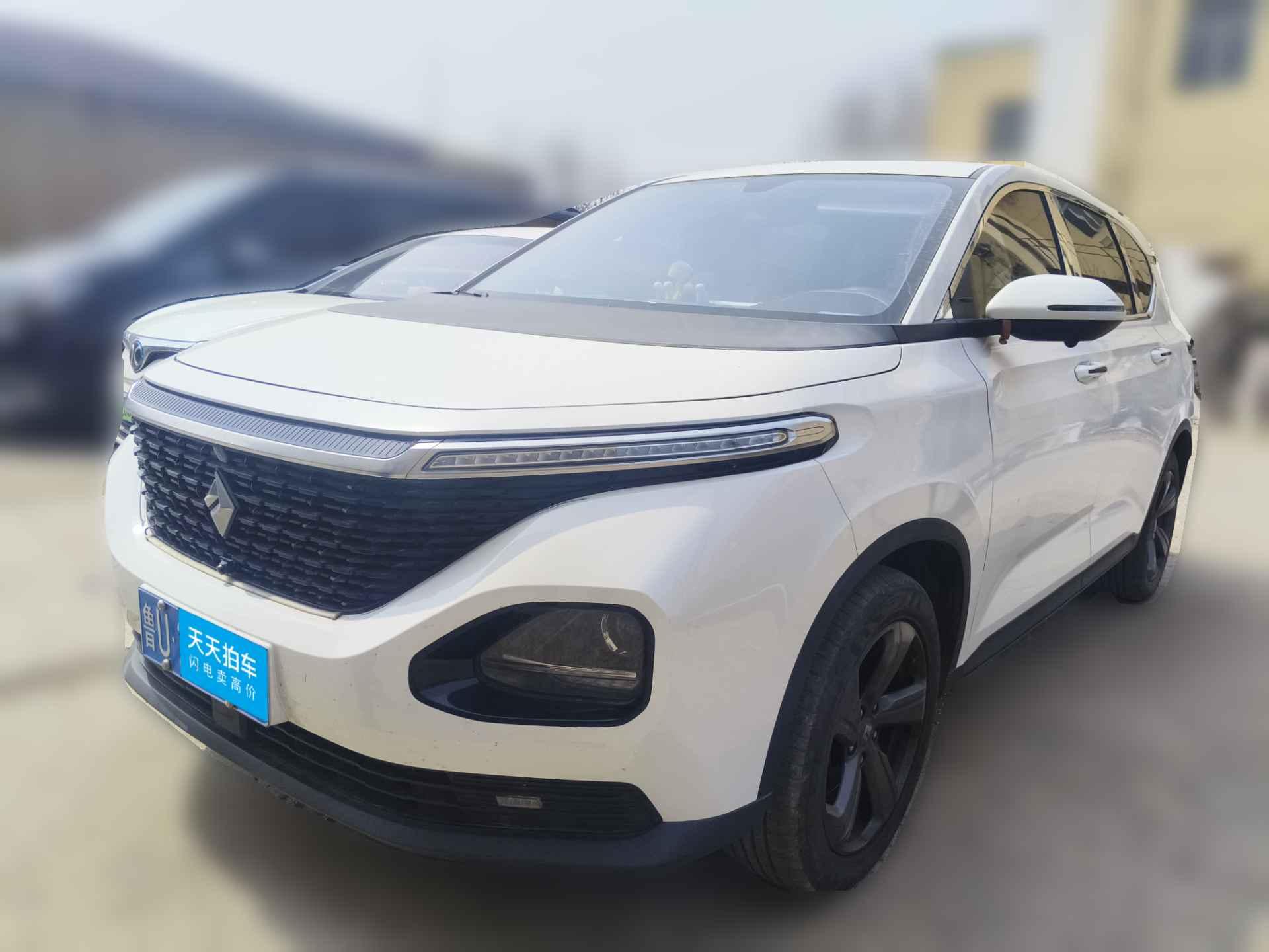 [青岛·鲁U] 宝骏宝骏RM-52019款 1.5T CVT 24小时在线精英型 7座