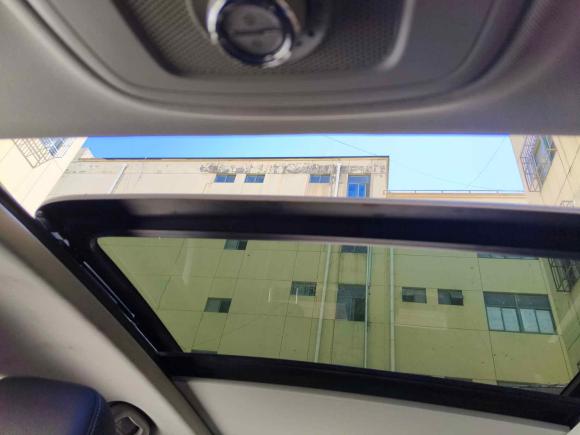 [上海·沪C] 二手荣威荣威RX52018款 20T 两驱自动互联网智尊版