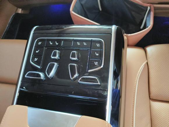 [广州·粤A] 二手红旗红旗H92020款 改款 2.0T 智联旗畅版