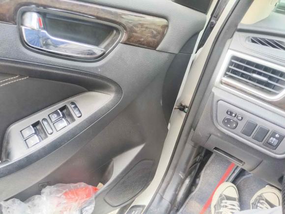 [嘉兴·皖A] 二手东风风光风光5802018款 1.5T CVT智尚型