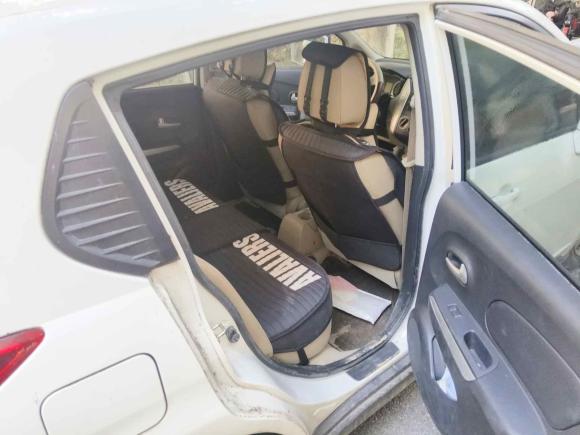 [杭州·浙A] 二手启辰启辰R502012款 1.6L 自动尊贵版