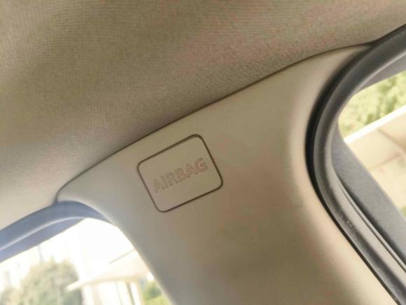 [上海·沪A] 二手路虎神行者22013款 2.2T SD4 SE柴油版