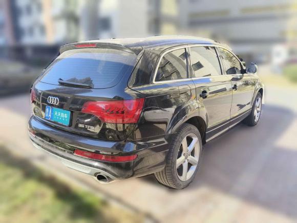 [济南·鲁A] 二手奥迪奥迪Q72015款 35 TFSI 运动型