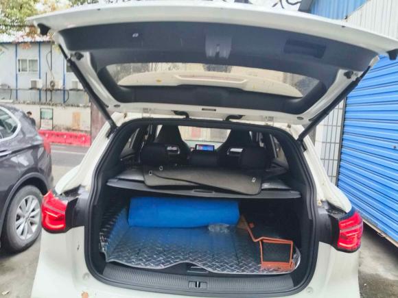 [上海·沪C] 二手名爵名爵HS2018款 30T 自动两驱Trophy荷尔蒙燃情版 国V