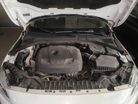 [佛山·粤E] 二手沃尔沃沃尔沃V602015款 T5 智逸版