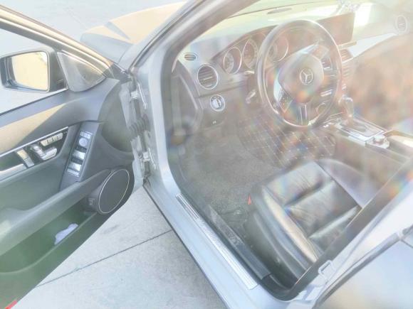 [上海·沪G] 二手奔驰奔驰C级2011款 C 200 CGI 时尚型