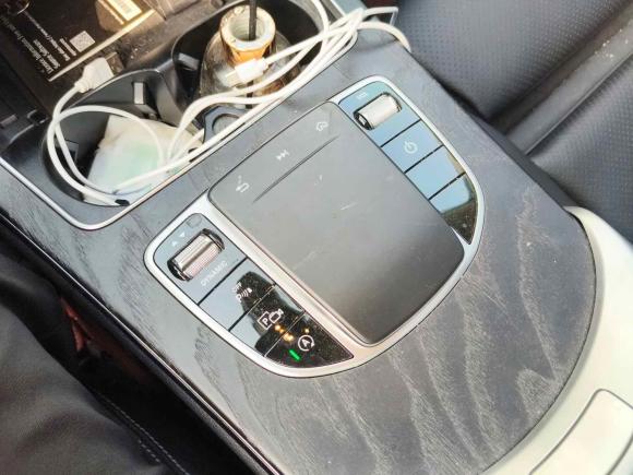 [上海·沪B] 二手奔驰奔驰C级2021款 C 260 L 运动星耀臻藏版