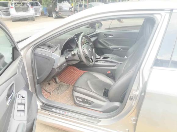 [佛山·粤Y] 二手丰田亚洲龙2019款 双擎 2.5L 豪华版 国V