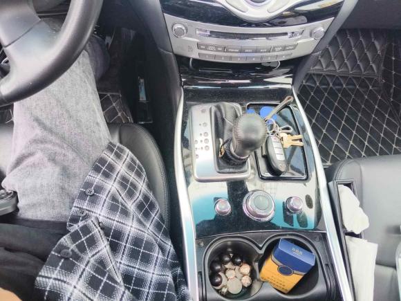 [无锡·苏B] 二手英菲尼迪英菲尼迪Q702017款 Q70L 2.5L 精英版