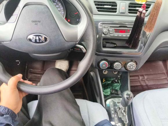 [杭州·沪C] 二手起亚起亚K22015款 两厢 1.4L AT GLS炫酷版