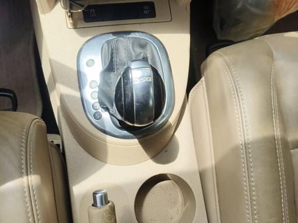 [上海·苏E] 二手大众途安2011款 1.4T DSG智雅版5座