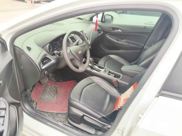 [西安·陕D] 二手雪佛兰科鲁兹2017款 1.5L 两厢 自动先锋天窗版