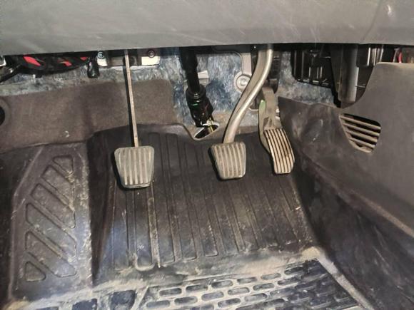 [西安·陕A] 二手雪佛兰赛欧2015款 赛欧3 1.5L 手动理想天窗版