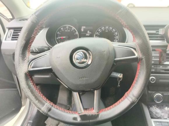 [青岛·鲁B] 二手斯柯达明锐2017款 1.6L 手动前行版