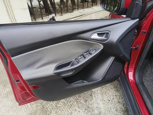 [苏州·苏E] 二手福特福克斯2012款 两厢 1.6L 自动舒适型