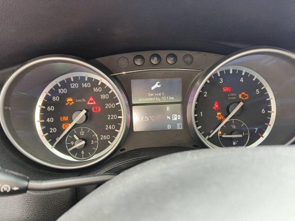 [广州·粤A] 二手奔驰奔驰R级2014款 R 400 4MATIC 商务型