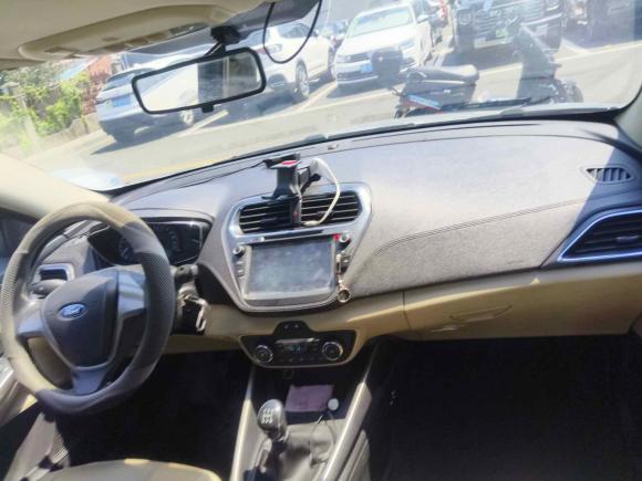 [宁波·浙B] 二手福特福睿斯2015款 1.5L 手动时尚型