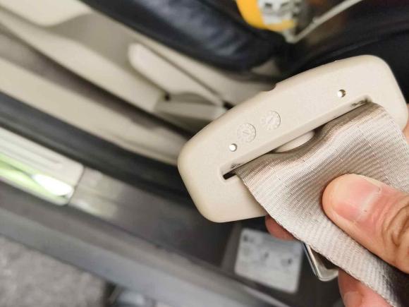 [广州·粤A] 二手福特福克斯2012款 三厢 1.6L 自动风尚型