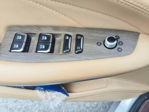 [嘉兴·浙F] 二手蓝电蓝电E52023款 1.5L DE-i 100KM臻享型 7座