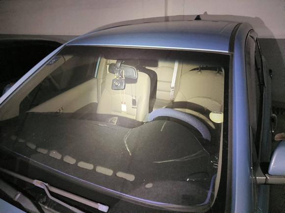 [上海·鲁F] 二手双龙柯兰多2011款 2.0T 柴油两驱手动舒适导航版