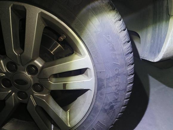 [成都·粤B] 二手路虎神行者22013款 2.2T SD4 SE柴油版