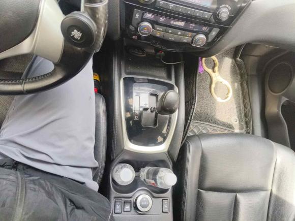 [嘉兴·浙F] 二手日产奇骏2015款 2.5L CVT领先MAX版 4WD