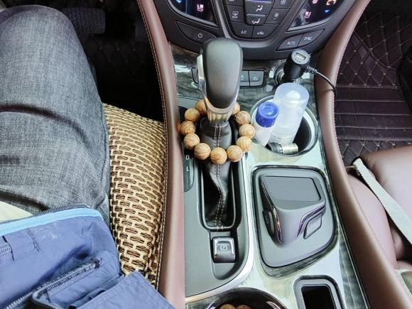 [上海·沪F] 二手别克昂科威2016款 28T 四驱全能运动旗舰型