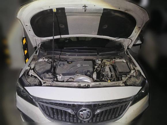 [武汉·鄂A] 二手别克威朗2018款 三厢 15S 自动进取型