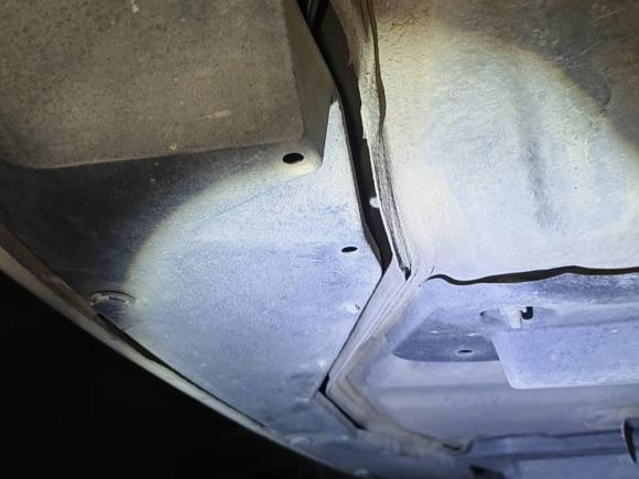 [深圳·粤B] 二手丰田逸致2011款 180E CVT精英版