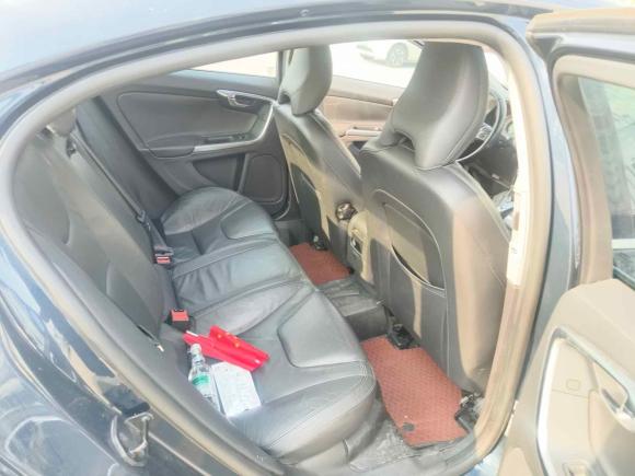 [青岛·鲁B] 二手沃尔沃沃尔沃S602013款 T5 舒适版