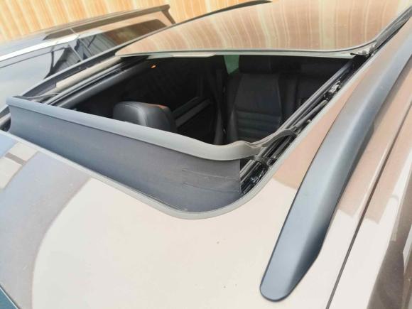 [上海·沪A] 二手大众途锐2012款 R-Line 高配型