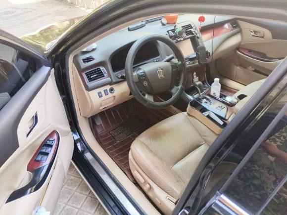 [南京·苏A] 二手丰田皇冠2010款 2.5L Royal 真皮天窗版