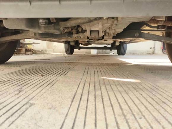 [苏州·苏E] 二手福特全顺2017款 2.0T柴油多功能商用车中轴中顶国IV