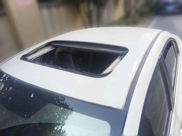 [武汉·鄂A] 二手本田思域2014款 1.8L 自动舒适版