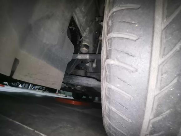 [南京·苏L] 二手福特福克斯2012款 三厢 1.6L 手动风尚型