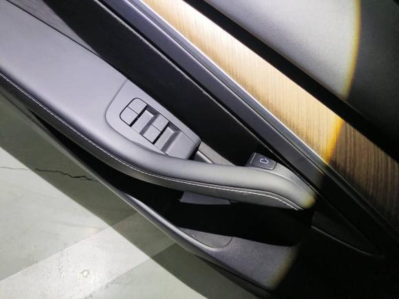 [武汉·鄂A] 二手特斯拉Model 32021款 标准续航后驱升级版