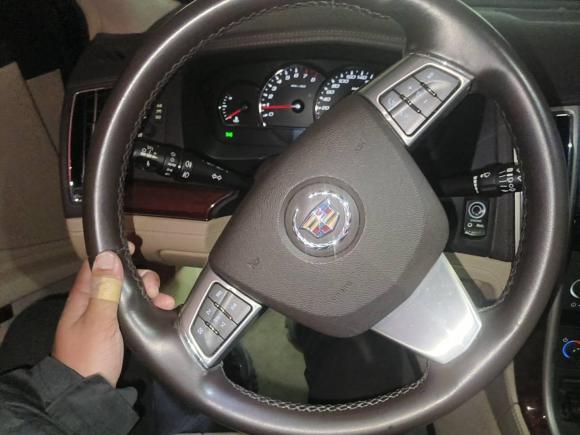 [上海·沪L] 二手凯迪拉克SLS赛威2011款 2.0T 精英型