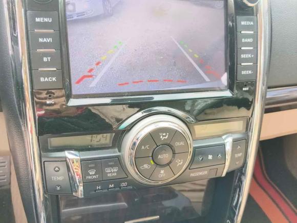 [上海·桂A] 二手丰田锐志2010款 2.5V 风尚菁英版