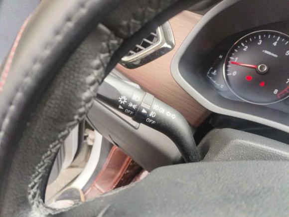 [武汉·鄂A] 二手一汽森雅R72017款 1.6L 自动智能型