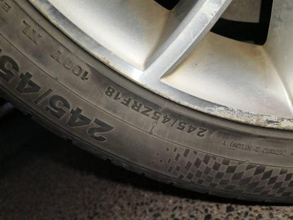 [青岛·鲁B] 二手宝马宝马5系2014款 525Li 豪华设计套装