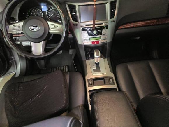 [深圳·粤B] 二手斯巴鲁傲虎2011款 2.5i豪华版