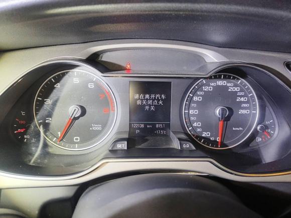 [武汉·鄂W] 二手奥迪奥迪A4L2015款 35 TFSI 自动标准型