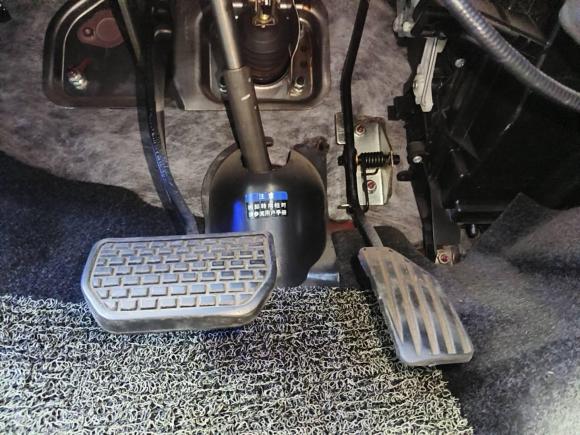 [佛山·粤E] 二手铃木雨燕2013款 1.5L 自动20周年限量版