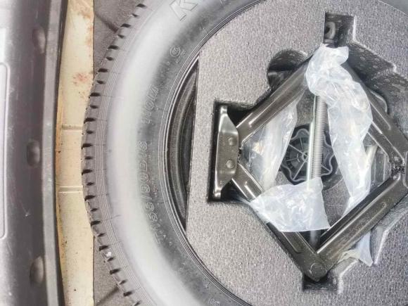 [广州·粤D] 二手广汽传祺传祺GS42018款 235T 自动两驱豪华智联版